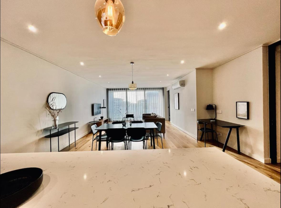 Apartment Stunning Seapoint With View Cape Town