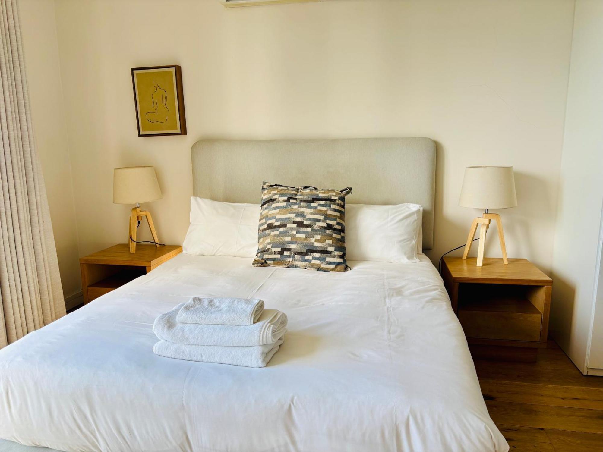 Stunning Seapoint With View Apartment Cape Town
