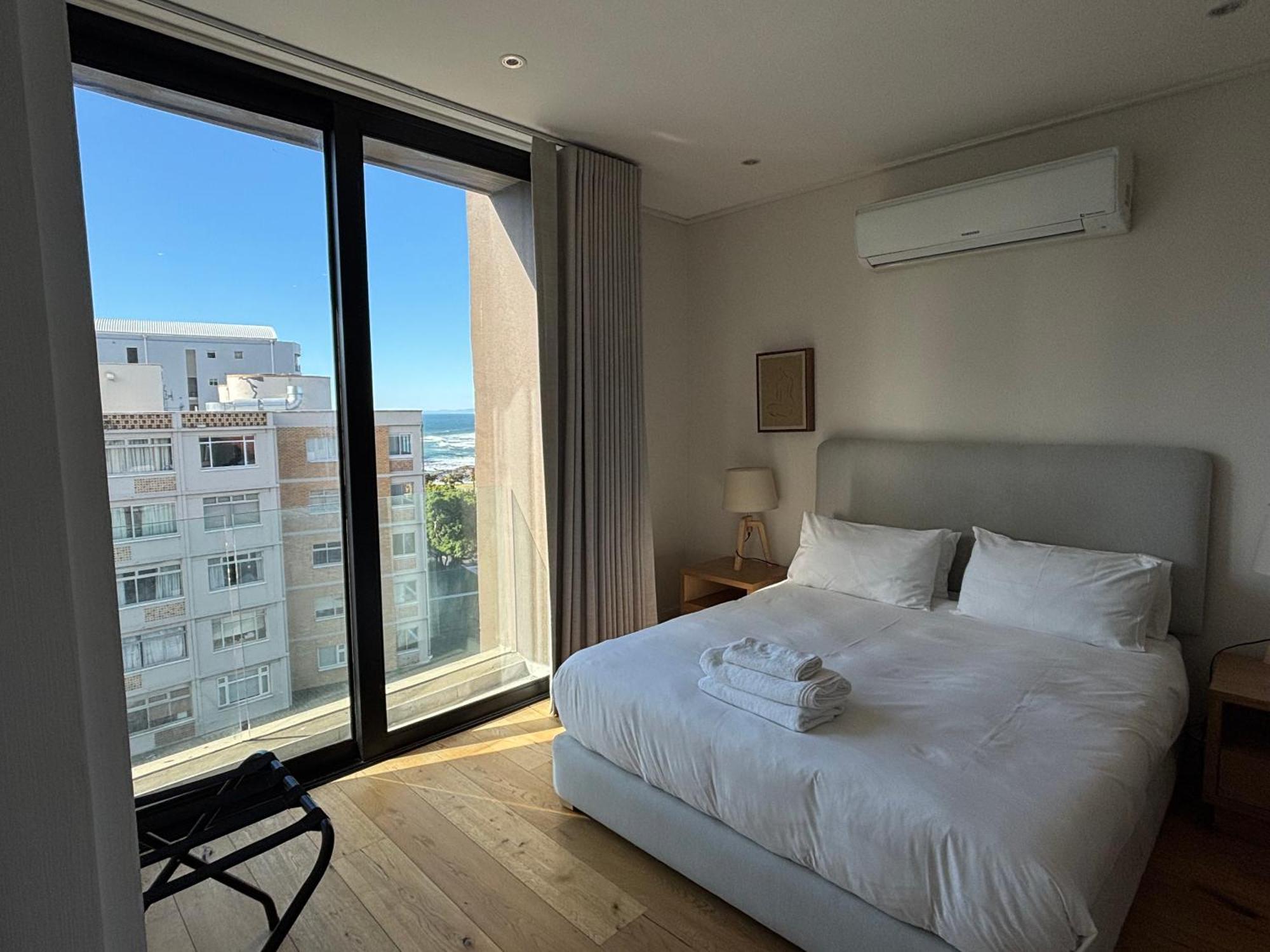 Stunning Seapoint With View